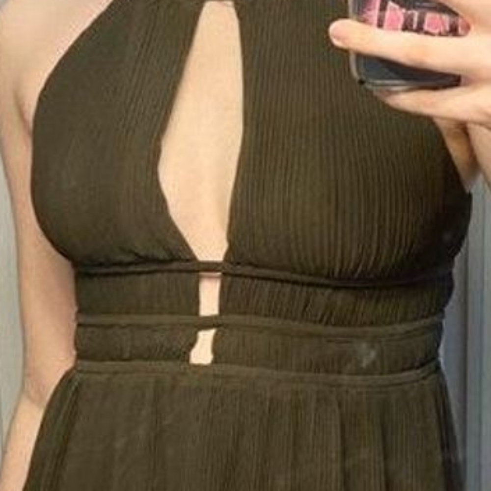 Nwot ladies H&M pleated dress